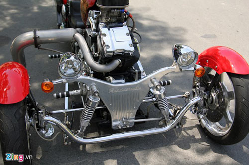 Harley-Davidson 3 bánh in hình quốc kỳ Việt Nam - 8