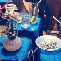 Bạn trẻ - Cuộc sống - Trào lưu trà chanh, shisha "chế" và nhạc DJ