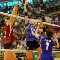 Thể thao - ĐT nữ VN đăng quang nghẹt thở trước người Thái