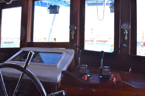 Cận cảnh tàu cá “khủng” nhất miền Trung vừa hạ thủy - 11