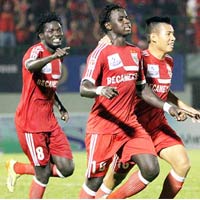 Bóng đá - B.BD xin lùi ngày quyết đấu với Thanh Hóa