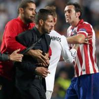 Bóng đá - HLV Simeone sắp bị UEFA phạt nặng
