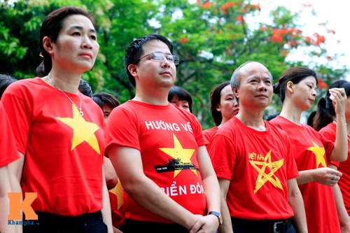 Sinh viên Ngoại Thương xếp hình bản đồ Việt nam - 7