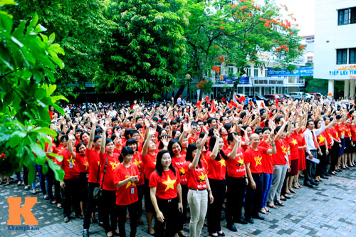 Sinh viên Ngoại Thương xếp hình bản đồ Việt nam - 14