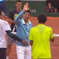 Thể thao - Djokovic "tròn mắt" xem Monfils nhảy hip-hop