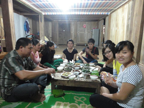 Trải nghiệm cuộc sống với người Thái ở Mộc Châu - 1