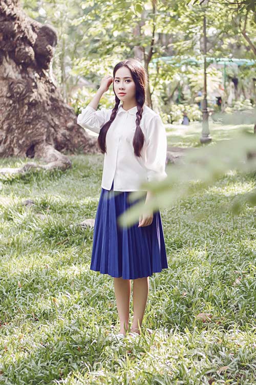 Tường Vy đẹp dung dị trong nắng hè - 2