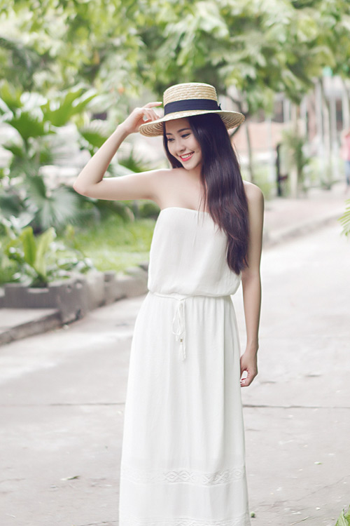 Tường Vy đẹp dung dị trong nắng hè - 10