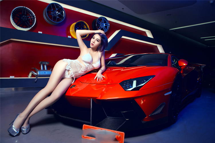 "Tắm mắt", tắm xe cùng chân dài những ngày oi bức

Chân dài sexy "thiêu đốt" Lamborghini màu mận

Vòng 1 siêu gợi cảm "tấn công" Toyota in hình rồng

Leanna khoe vòng 1 sexy bên Ducati Monster 1200

Chân dài diện bikini mỏng manh khoe vòng 3 nóng bỏng
