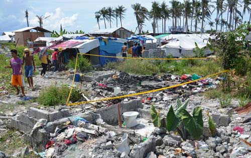 Philippines: 7 mẹ con chết cháy trong lều chạy bão - 2