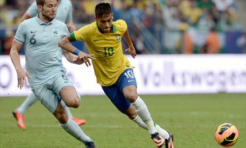 ĐT Brazil trước World Cup 2014: Muôn vàn nỗi lo - 1