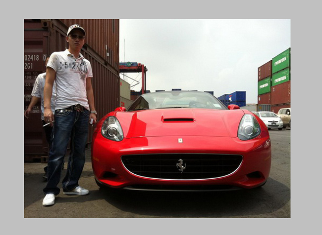 Chiếc&nbsp;Ferrari California màu đỏ đời 2010 của Đỗ Bình Dương có giá lên tới 5 tỷ
