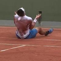 Thể thao - Tay vợt ăn mừng “điên” nhất Roland Garros 2014