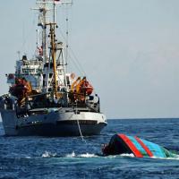 Ngư dân bị đâm chìm tàu có thể khởi kiện Trung Quốc