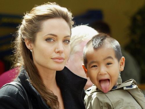 Angelina Jolie tiết lộ cô thân với Maddox hơn con ruột - 3