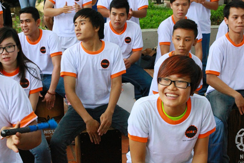 Thiết lập kỷ lục chơi trống CaJon tại Việt Nam - 5