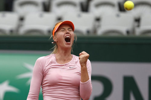 Sharapova - Stosur: Ngược dòng đi tiếp (V4 Roland Garros) - 1