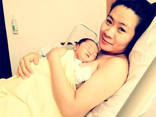 Giáo sư Xoay khoe con trai đầu lòng - 1