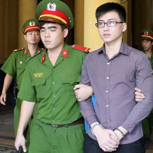 Tội ác khó tin của những "sát thủ" kính cận đẹp trai - 2