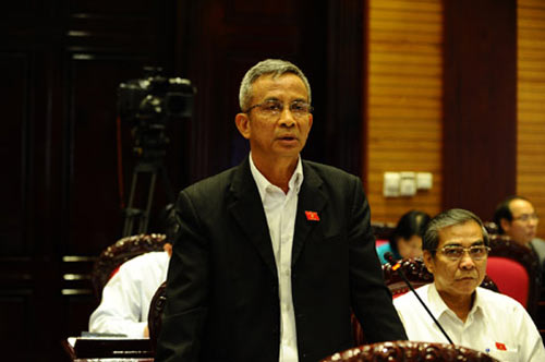 Phải thấy rõ hữu nghị trong sáng, hữu nghị giả vờ - 1