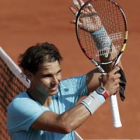 Thể thao - Nadal - Lajovic: Tâm lý căng cứng (V4 Roland Garros)