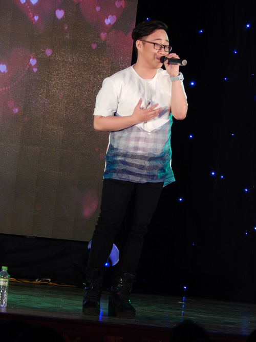 Cảm động “Phút cuối 2014” cùng sinh viên trường Báo - 10