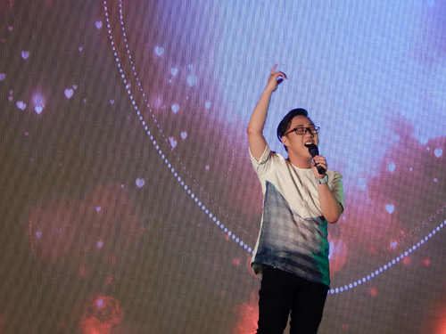 Cảm động “Phút cuối 2014” cùng sinh viên trường Báo - 11