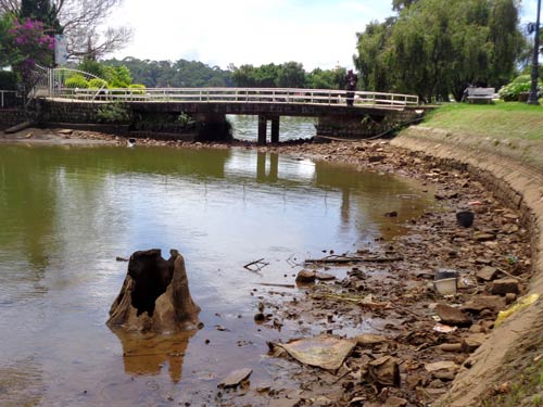 Đà Lạt: Hồ Xuân Hương lại bị xả cạn trơ đáy - 2