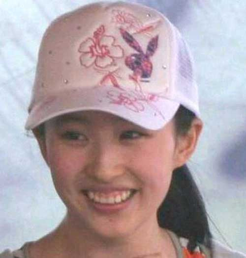 Fan "vỡ mộng" vì mặt mộc của mỹ nữ - 5