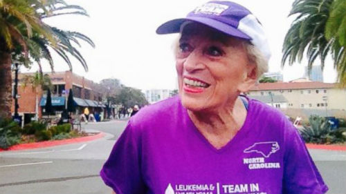 Cụ bà 91 tuổi phá kỷ lục marathon - 1