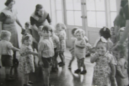 Phát hiện 800 trẻ em bị vùi xác trong hầm ở Ireland - 2