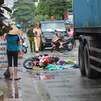 Tin tức trong ngày - TP.HCM: Tai nạn liên tiếp, 2 người tử vong