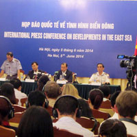 Công bố bằng chứng tàu Trung Quốc đâm tàu Việt Nam