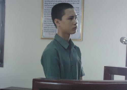 Đập nát mặt người buôn đồng nát để cướp tài sản - 1