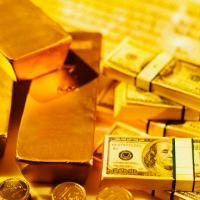 Tài chính - Bất động sản - Vàng giảm 4 phiên liên tiếp, USD tăng kịch trần