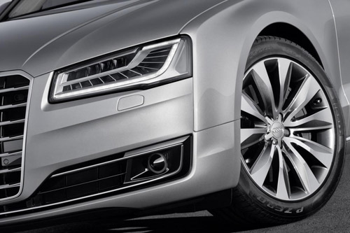 Audi A8 2015 công bố giá - 7