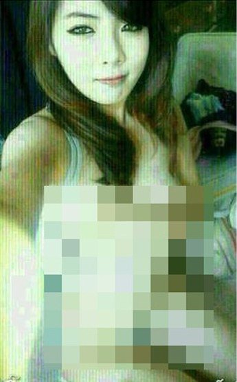 Mỹ nhân Trouble Maker khốn khổ vì ảnh lõa lồ - 2