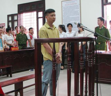 Kẻ giết vợ mang thai 8 tháng lĩnh án chung thân - 1