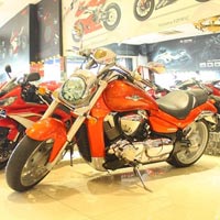 Ô tô - Xe máy - Cận cảnh Suzuki Intruder 1.800 phân khối tại Sài Gòn