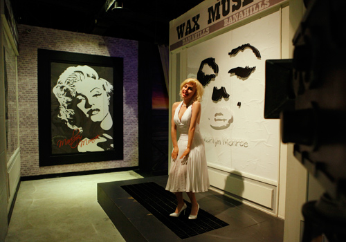 Ngắm tượng sáp như thật tại Việt Nam - 1