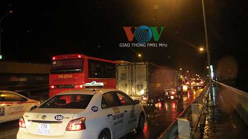 Tai nạn kinh hoàng trên cầu Thăng Long - 3