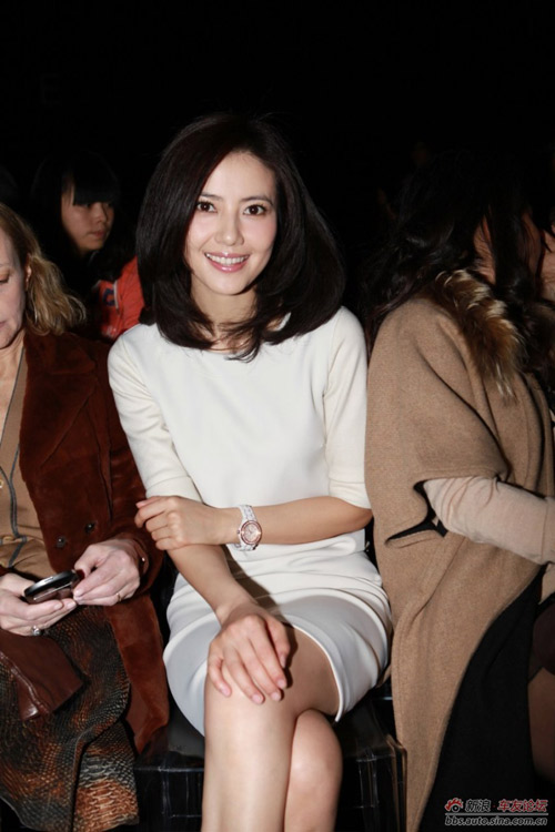 Cao Viên Viên chẳng cần "hở bạo" vẫn quyến rũ - 11