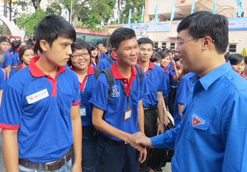 4.000 sinh viên xuất quân tiếp sức mùa thi - 3