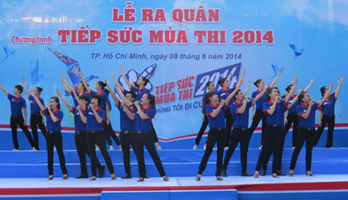 4.000 sinh viên xuất quân tiếp sức mùa thi - 6