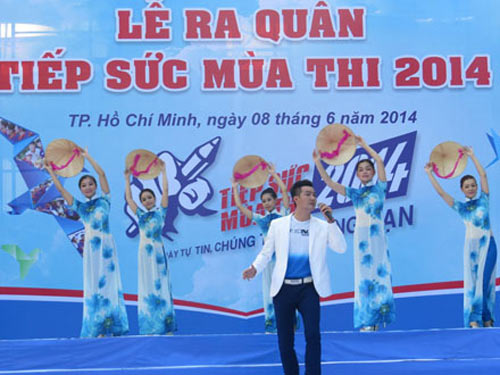 4.000 sinh viên xuất quân tiếp sức mùa thi - 7