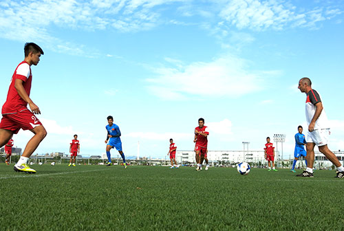 U19 Việt Nam chuẩn bị thử sức với tuyển SV Nhật Bản - 1