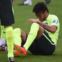 Bóng đá - Neymar chấn thương, cả đất nước Brazil thấp thỏm