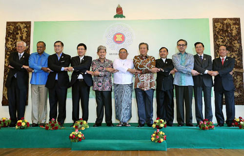 TQ ngang ngược, Indonesia đề nghị ASEAN họp khẩn - 1