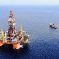 Tin tức trong ngày - Giàn khoan Hải Dương 981 tiếp tục di chuyển