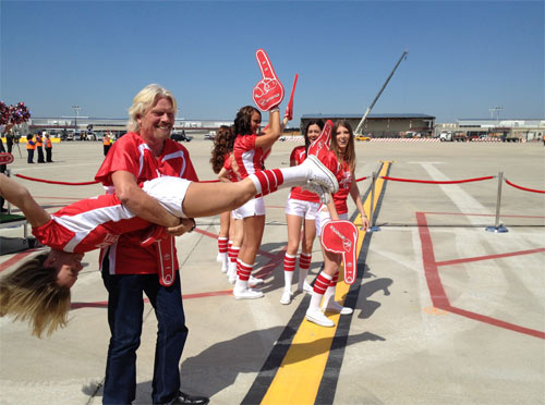 Độ chơi ngoạn mục của tỷ phú Richard Branson - 4